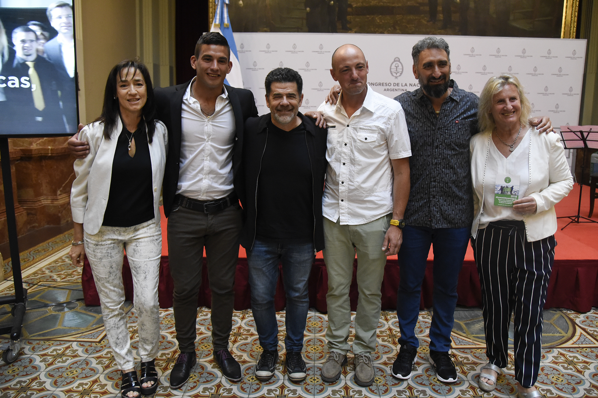 Galeria de imagenes de la noticia DERRIBANDO BARRERAS: EMOTIVO HOMENAJE A ATLETAS DEL DESAFÍO SUMMIT ACONCAGUA 2018